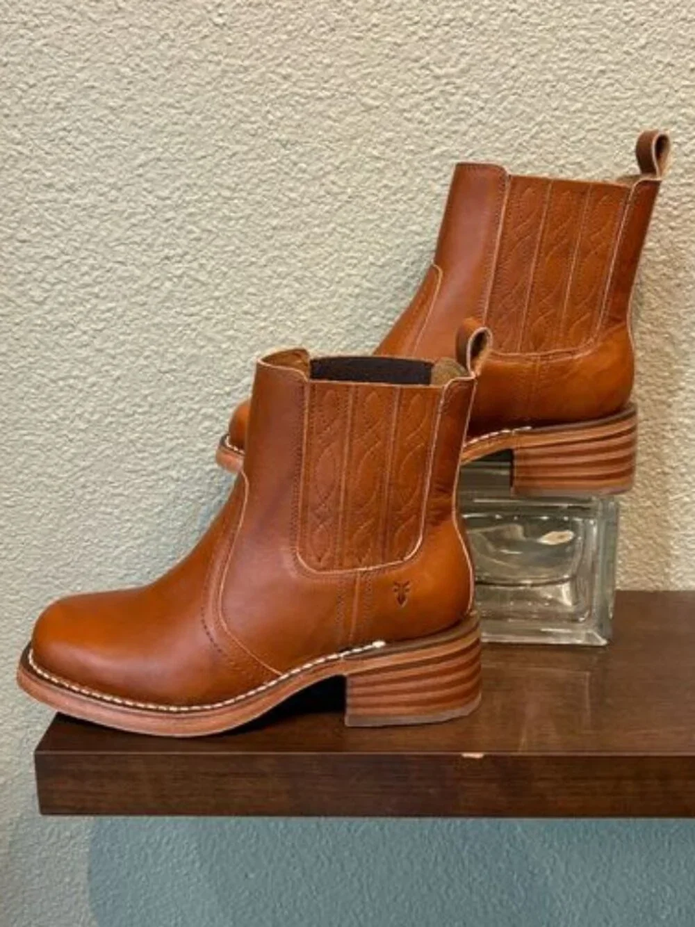 Frye Campus Chelsea Boot Saddle - Picture 2 of 4